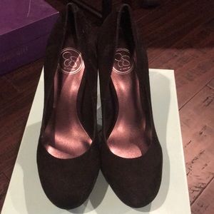Barely worn Jessica Simpson suede heels
